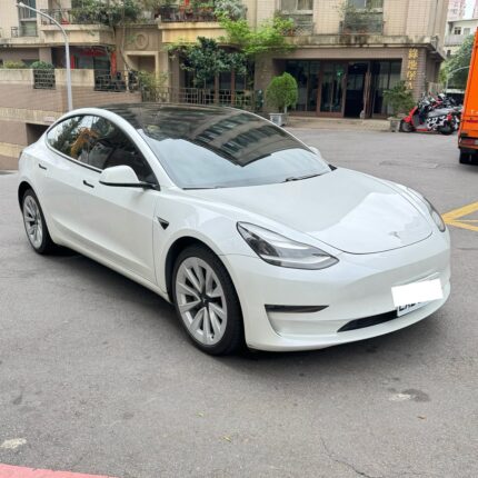 2020 Tesla model 3 lr